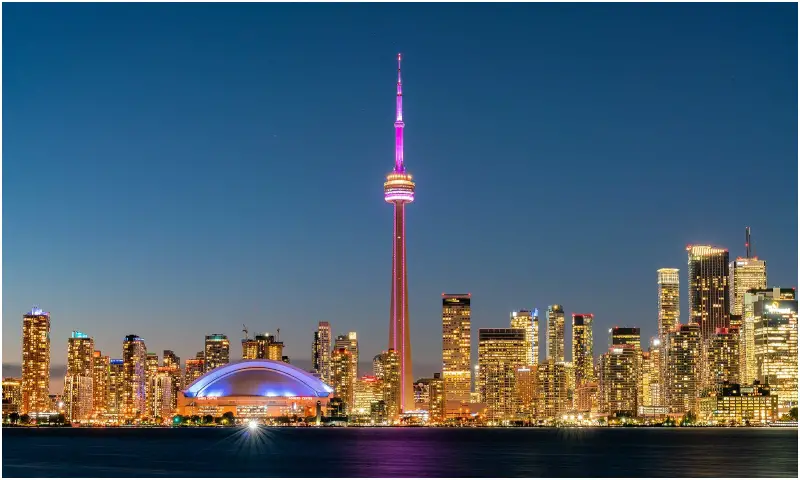 toronto places to visit in night