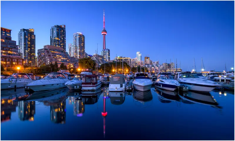 toronto places to visit in night