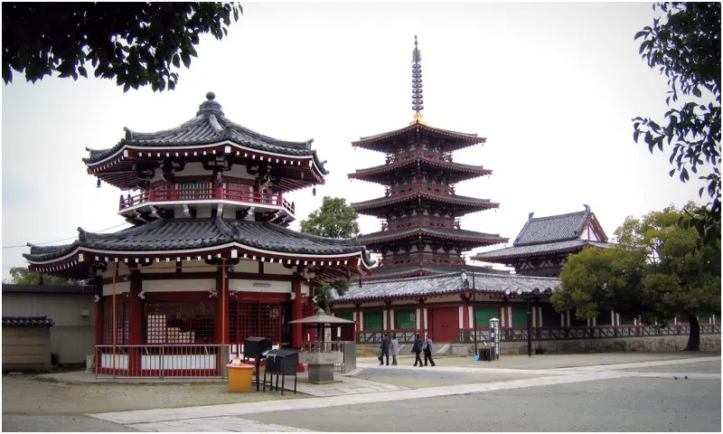 where to visit in osaka japan