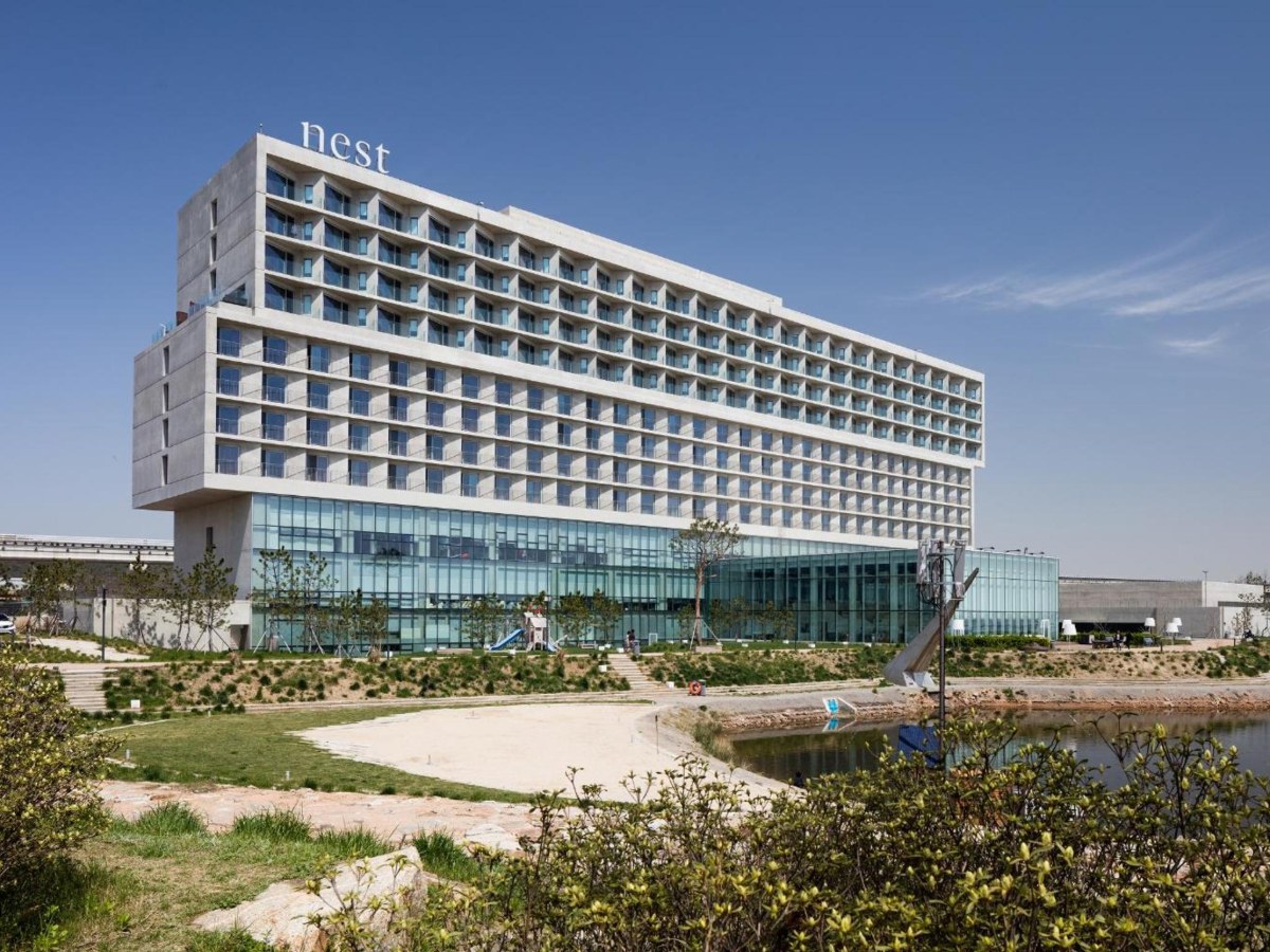 Exterior of Nest Hotel Incheon on the coast of Yeongjong island