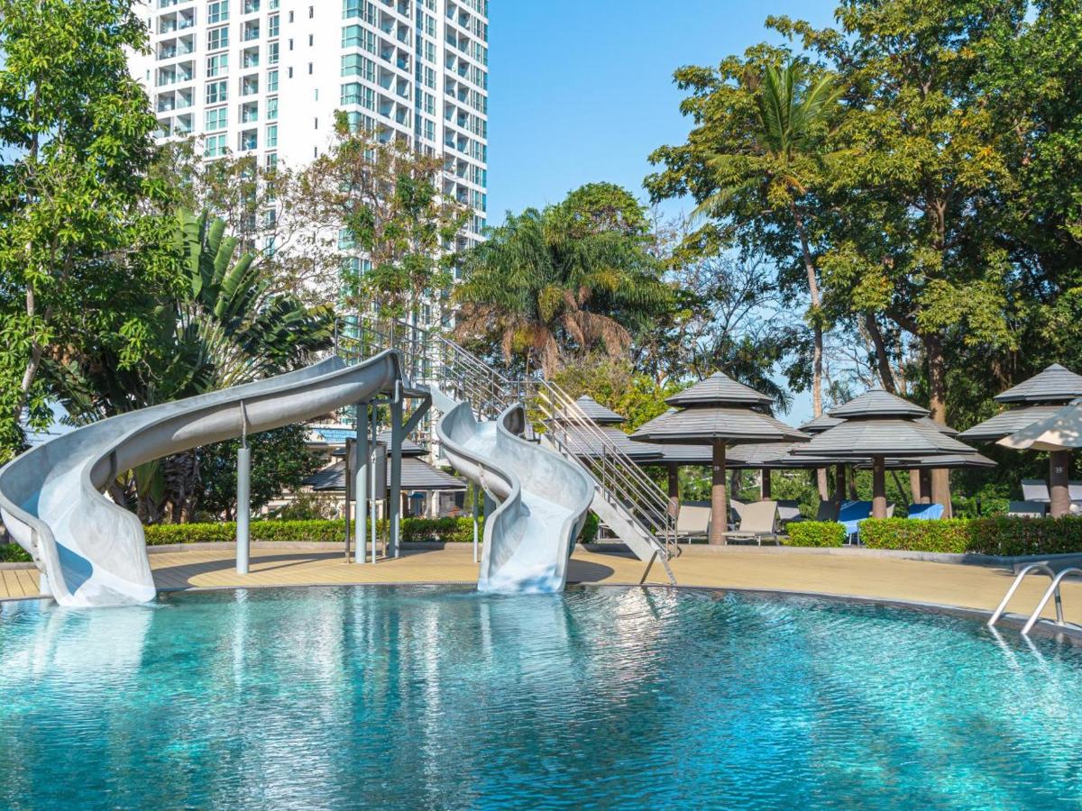 Two water slides into the Fitz Club pool at Royal Cliff Beach Terrace Pattaya