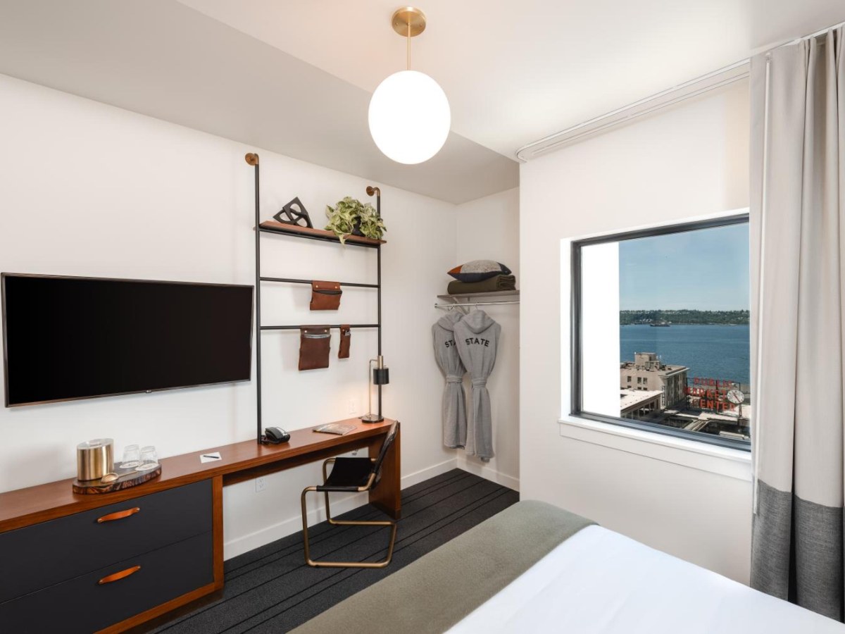 King Room with a sea view at The State Hotel Seattle