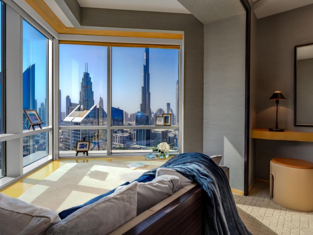 Corner window of a Shangri-La Dubai Picture-perfect Room framing the Burj Khalifa