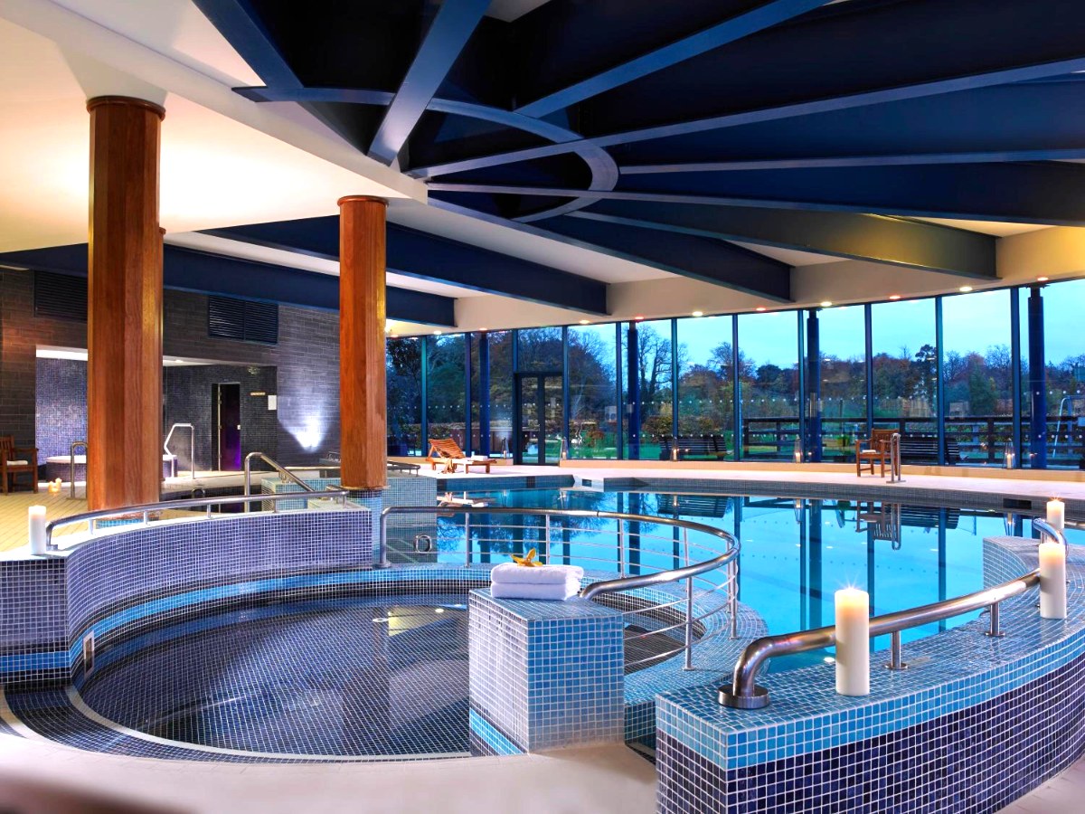 Indoor pool and round hot tub in the leisure centre at Castleknock Hotel
