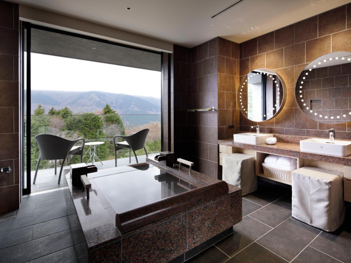 Room bath in a Superior Twin Room at The Hiramatsu Sengokuhara