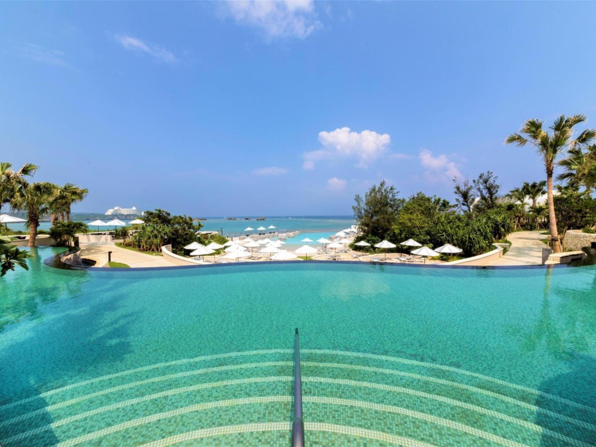 Infinity pool above the sea at Hyatt Regency Seragaki Island Okinawa