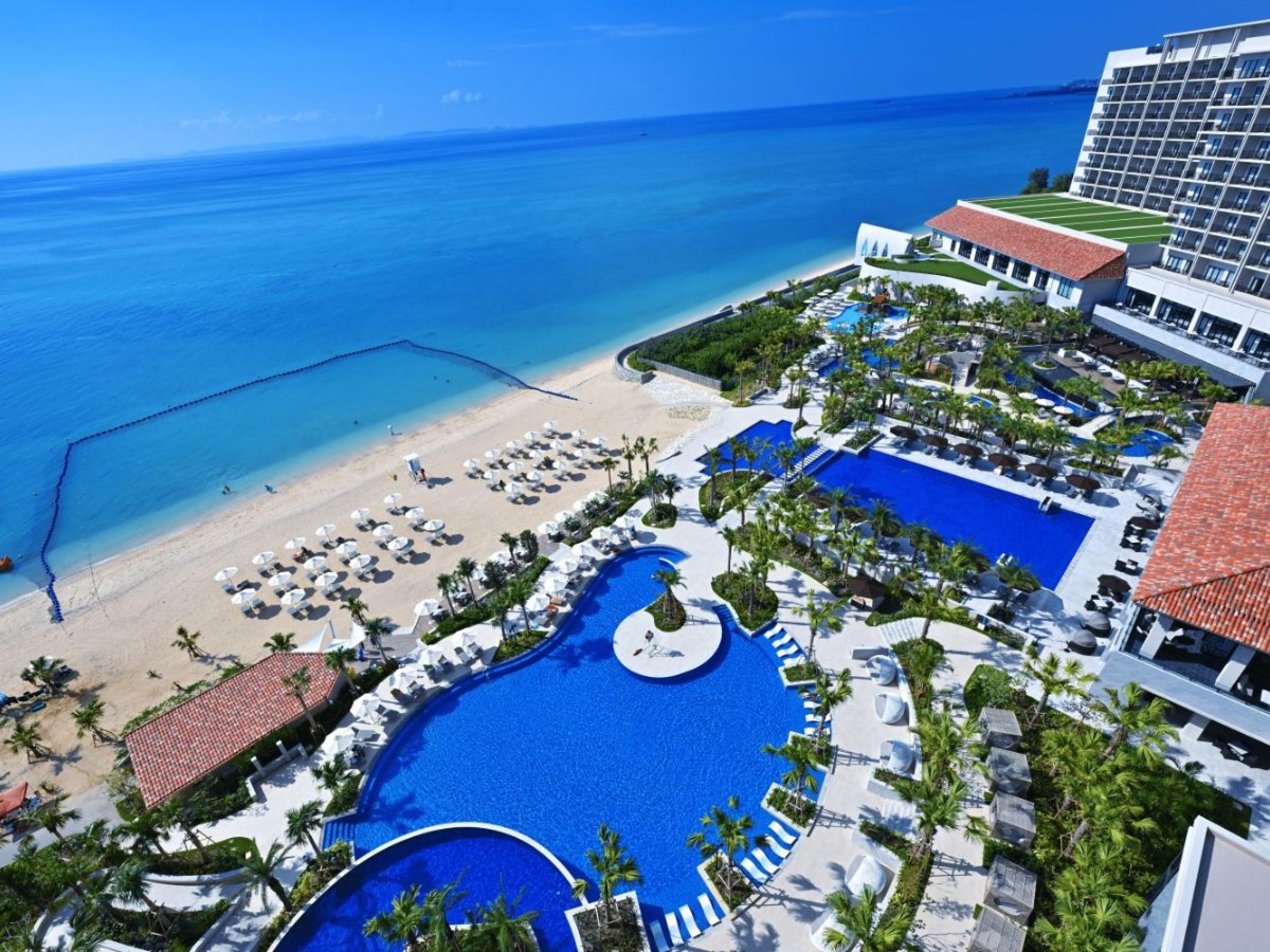 Pools beside the beach at Ryukyu Hotel & Resort Nashiro Beach