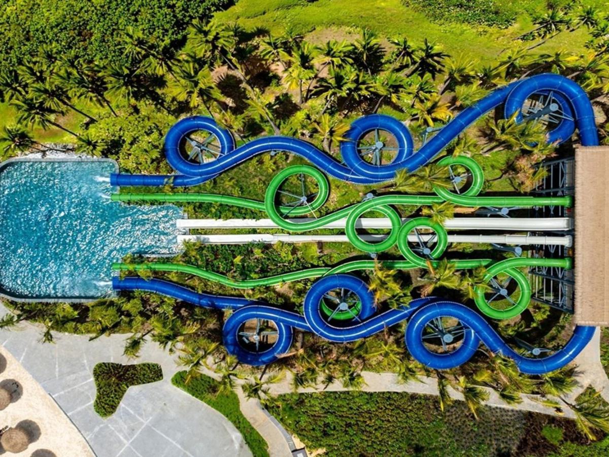 Aquatica water park slides at Lopesan Splash Cove Resort, Spa & Casino