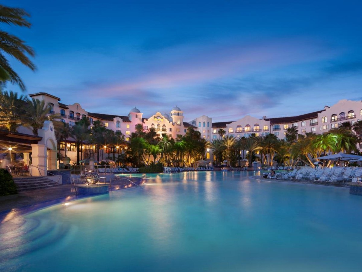 Pool at Hard Rock Hotel at Universal Orlando at dusk